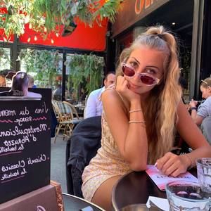 Meet your Posher, Jessica